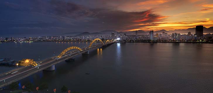 ทัวร์เวียดนามกลาง เว้ ดานัง ฮอยอัน บานาฮิลล์ สะพานสีทอง 4 วัน 3 คืน (FD)